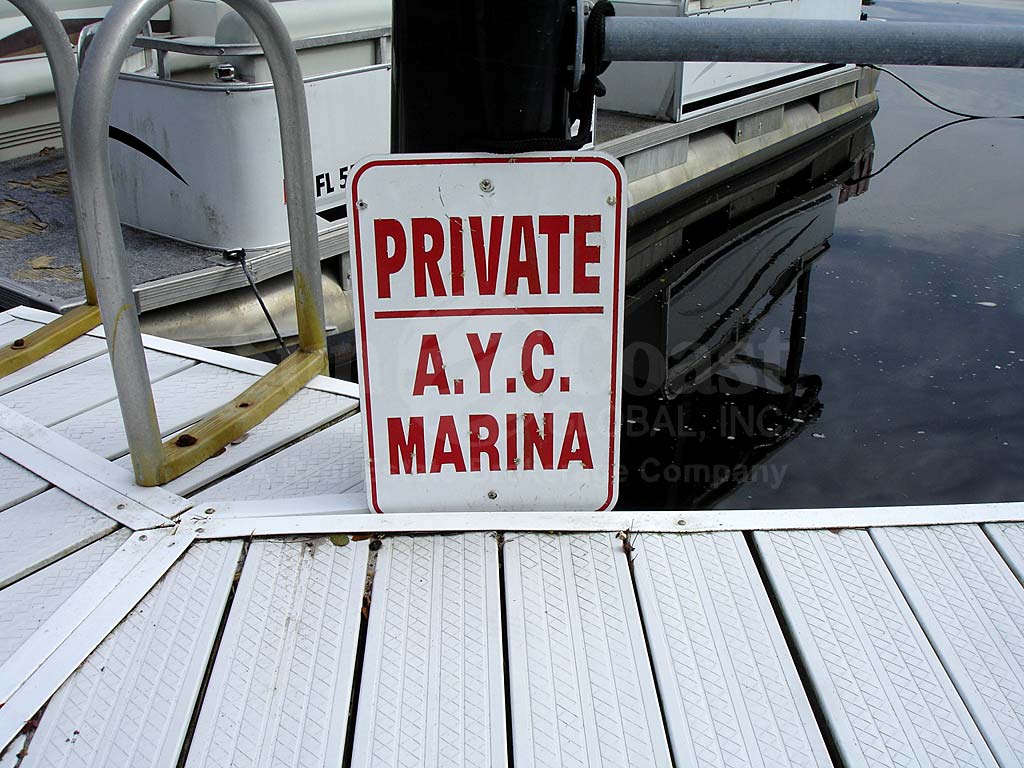 Admiralty Yacht Club Boat Docks 